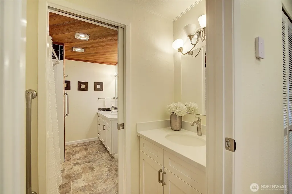 662 156th Avenue NE Bellevue WA 98007