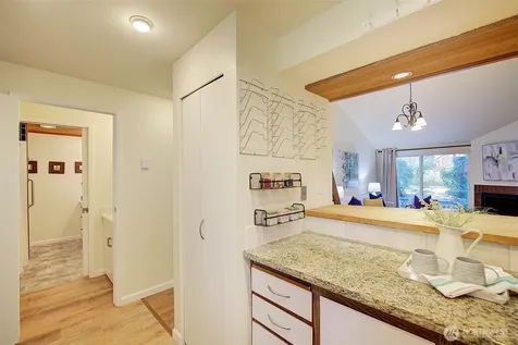662 156th Avenue NE Bellevue WA 98007