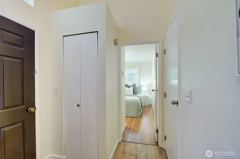 662 156th Avenue NE Bellevue WA 98007