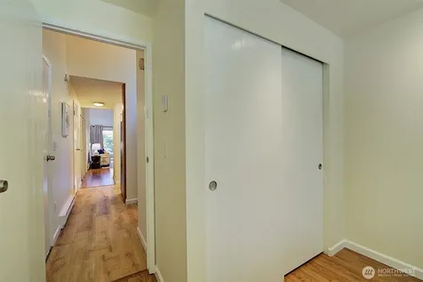 662 156th Avenue NE Bellevue WA 98007
