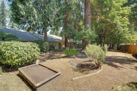 662 156th Avenue NE Bellevue WA 98007