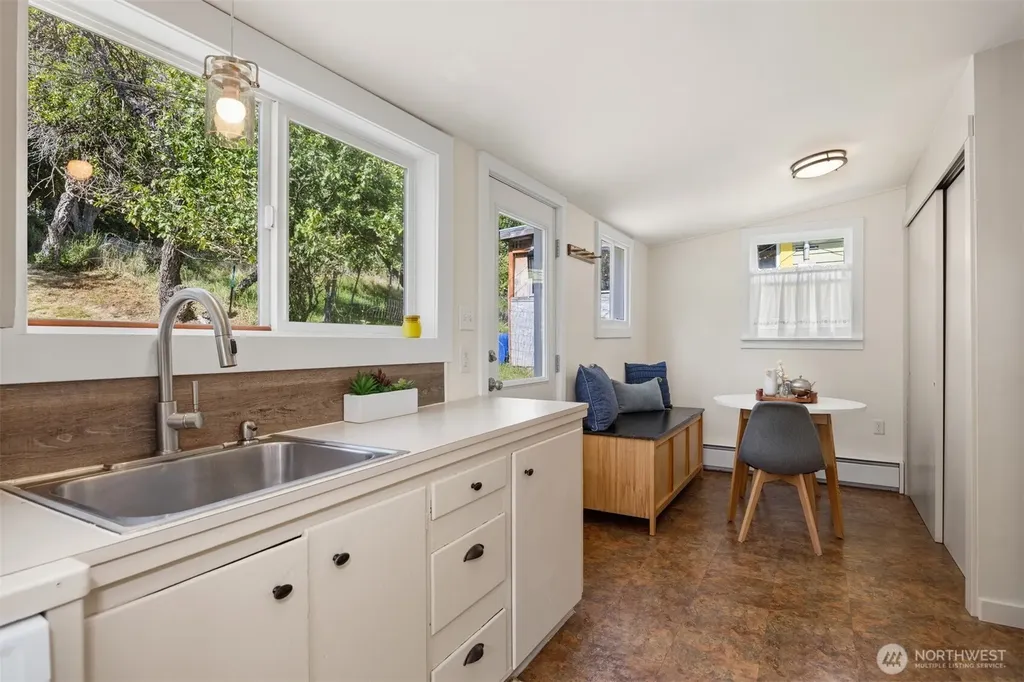 1715 Mill Avenue Bellingham WA 98225