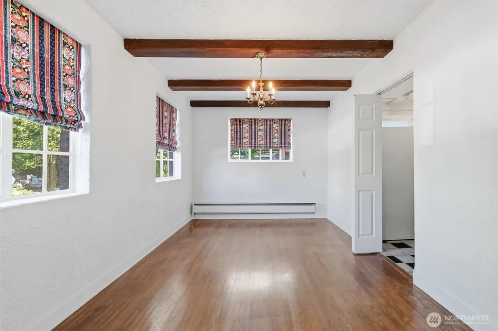 111 14th Avenue E Seattle WA 98112