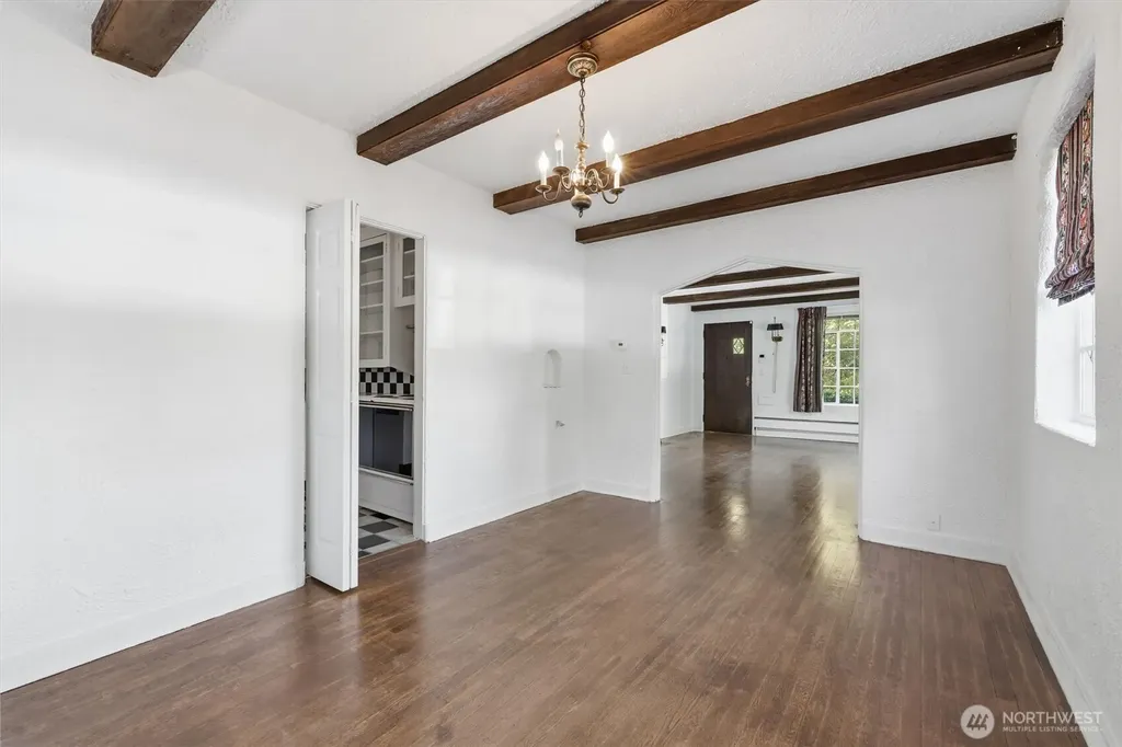 111 14th Avenue E Seattle WA 98112