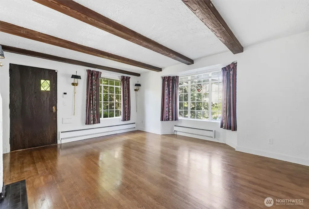 111 14th Avenue E Seattle WA 98112