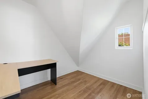111 14th Avenue E Seattle WA 98112