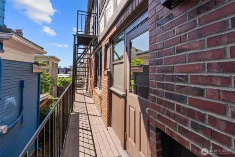 111 14th Avenue E Seattle WA 98112
