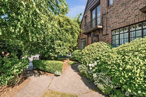 111 14th Avenue E Seattle WA 98112