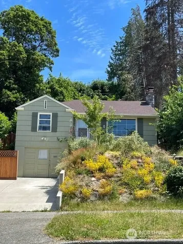 5942 37TH Seattle WA 98126