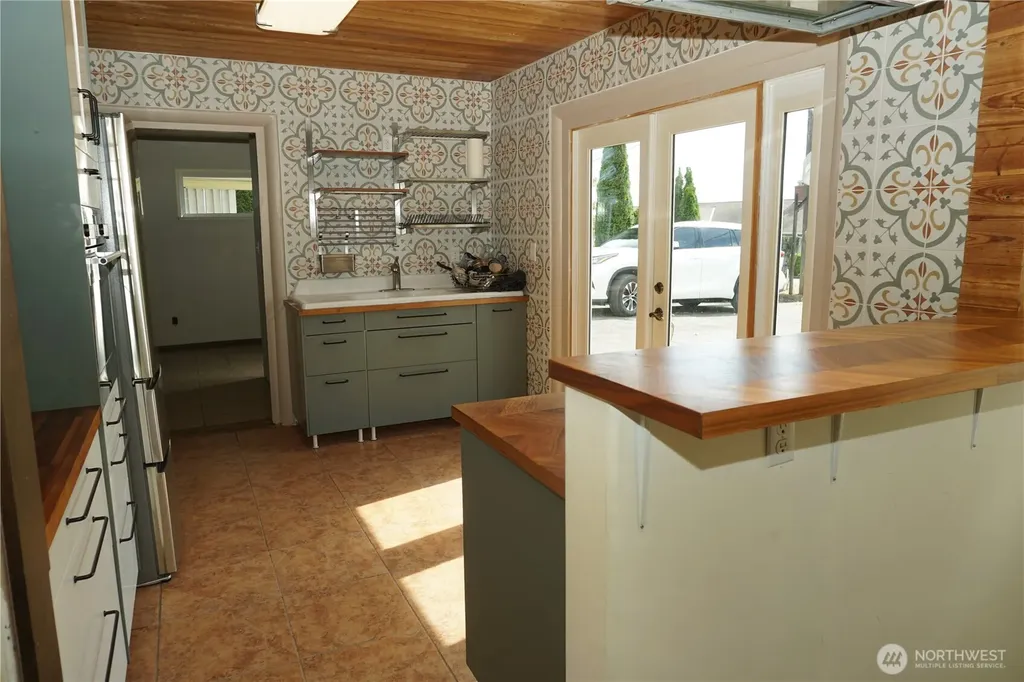 27122 82nd Drive NW Stanwood WA 98292