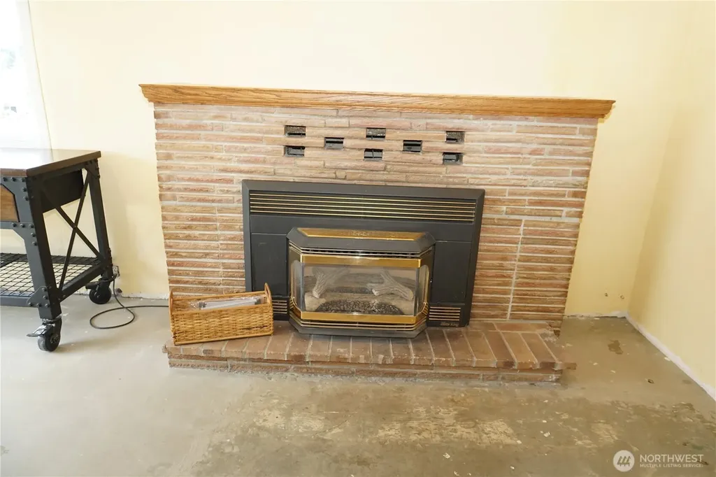 27122 82nd Drive NW Stanwood WA 98292