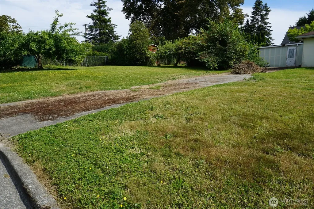 27122 82nd Drive NW Stanwood WA 98292