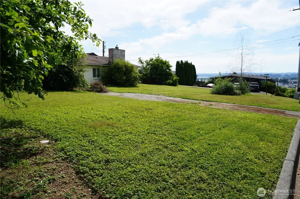 27122 82nd Drive NW Stanwood WA 98292