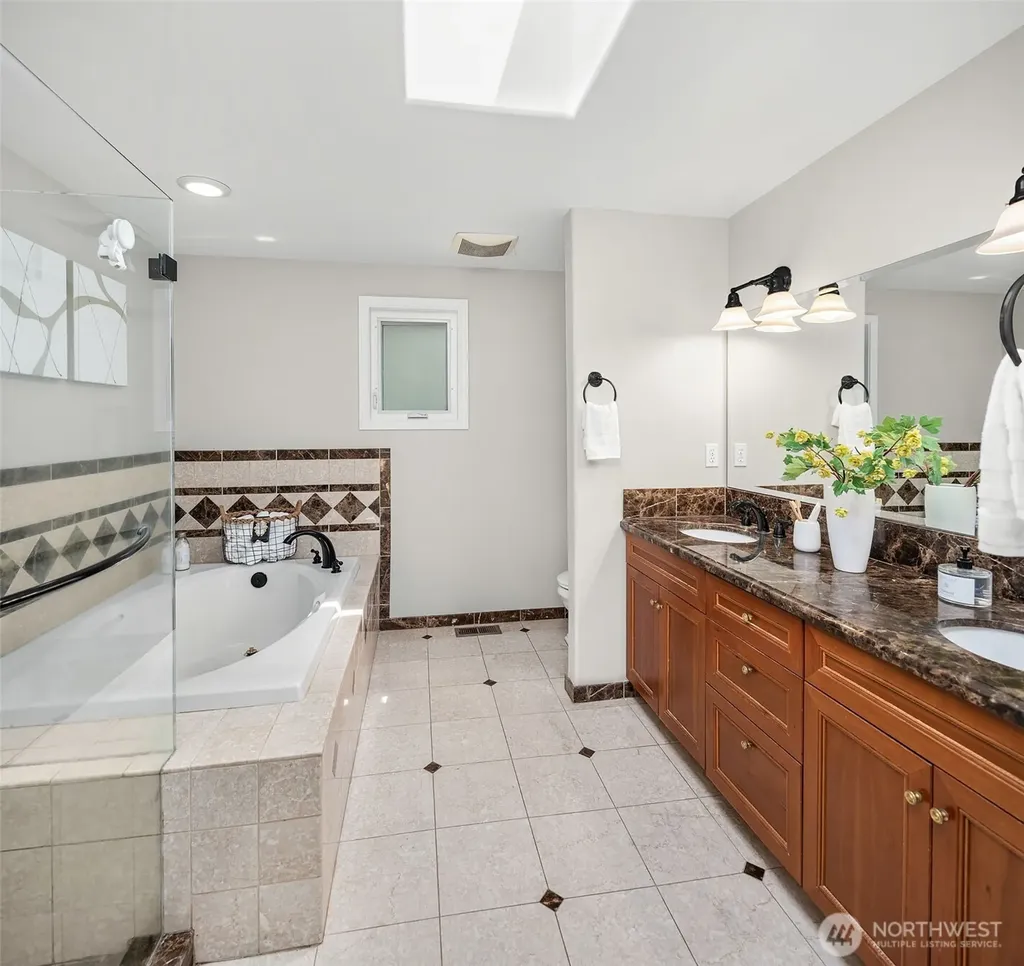1815 Field Avenue NE Renton WA 98059