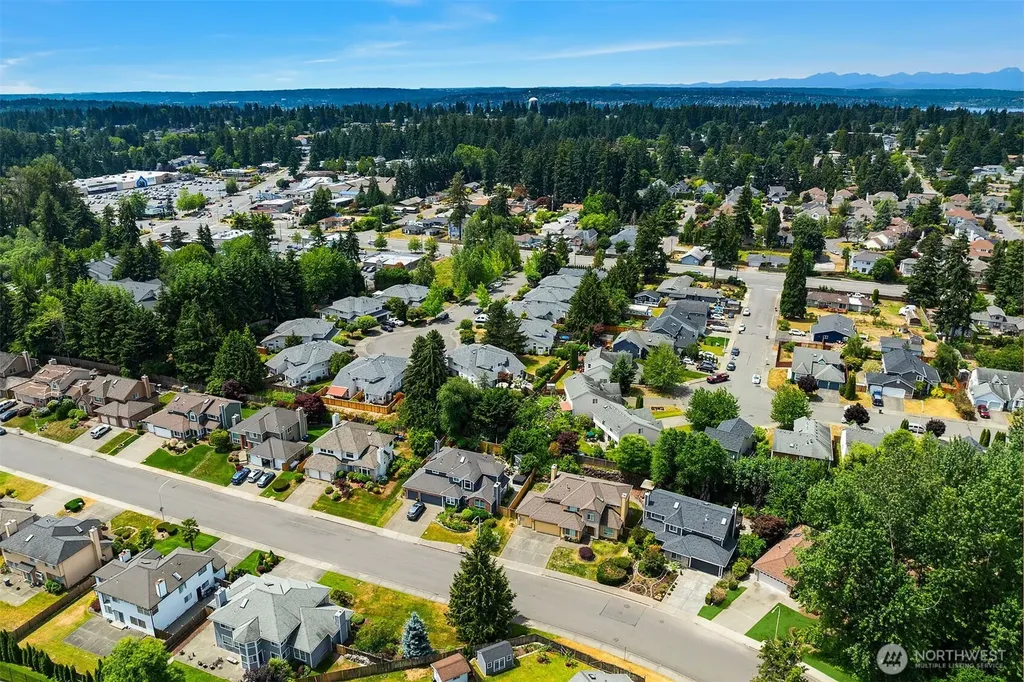 1815 Field Avenue NE Renton WA 98059