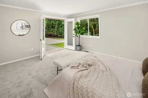 1815 Field Avenue NE Renton WA 98059