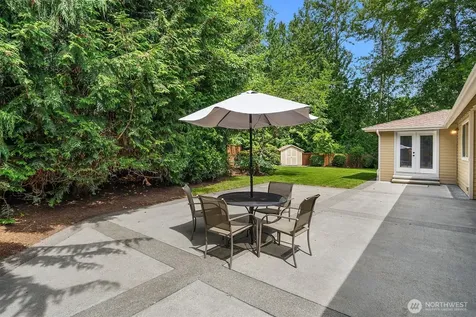 1815 Field Avenue NE Renton WA 98059