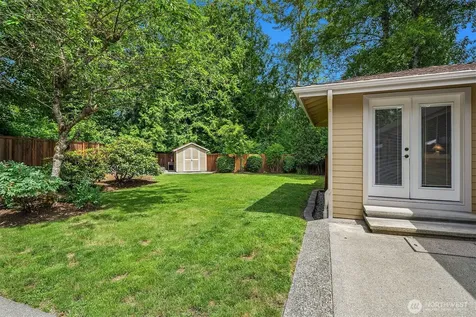 1815 Field Avenue NE Renton WA 98059
