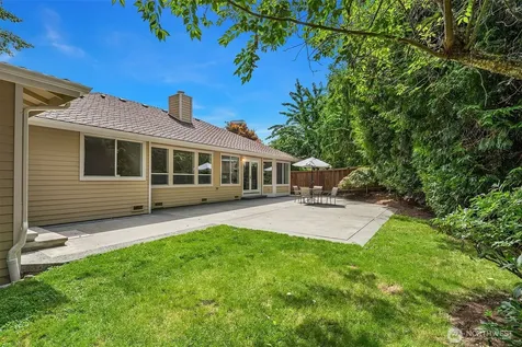 1815 Field Avenue NE Renton WA 98059