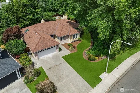 1815 Field Avenue NE Renton WA 98059