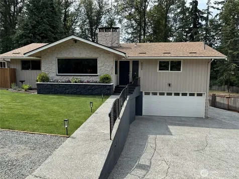 8808 Monte Cristo Drive Everett WA 98208