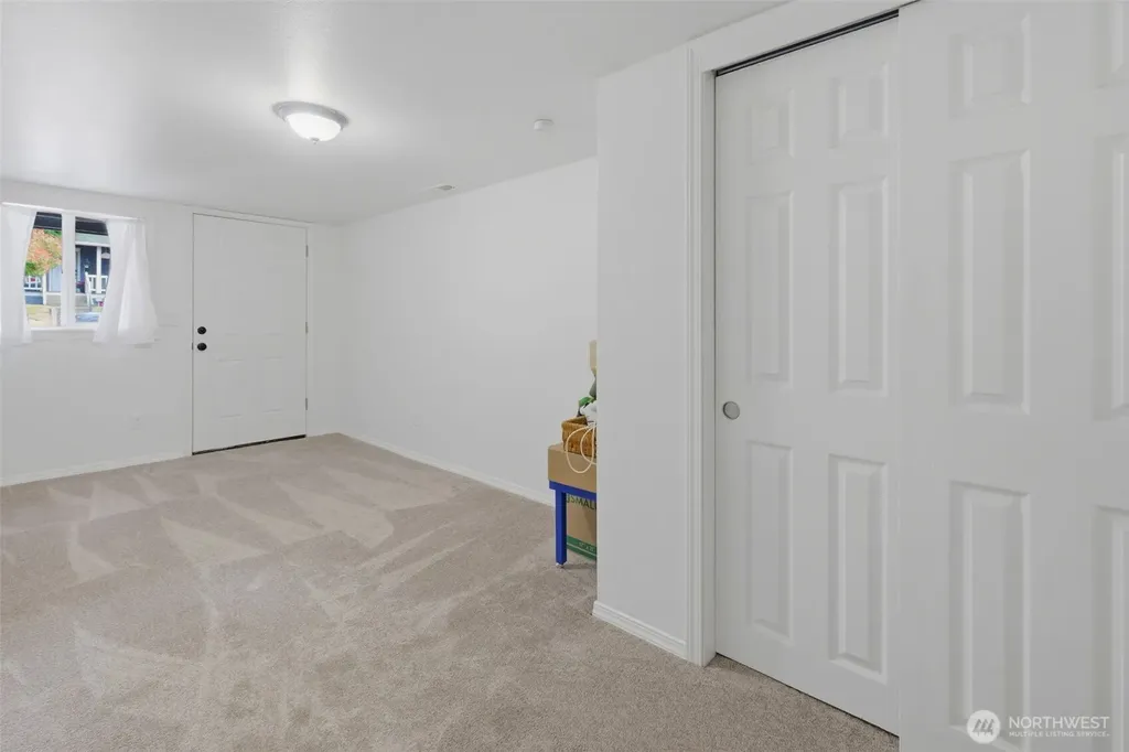 3734 E I Street Tacoma WA 98404