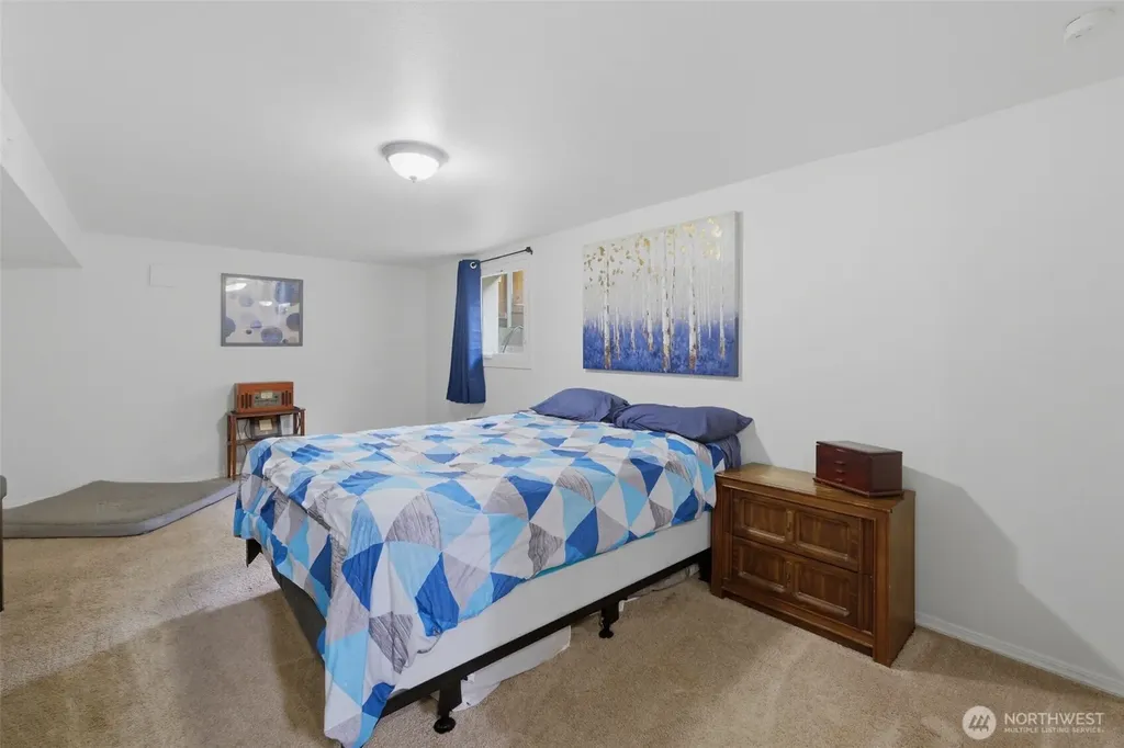 3734 E I Street Tacoma WA 98404