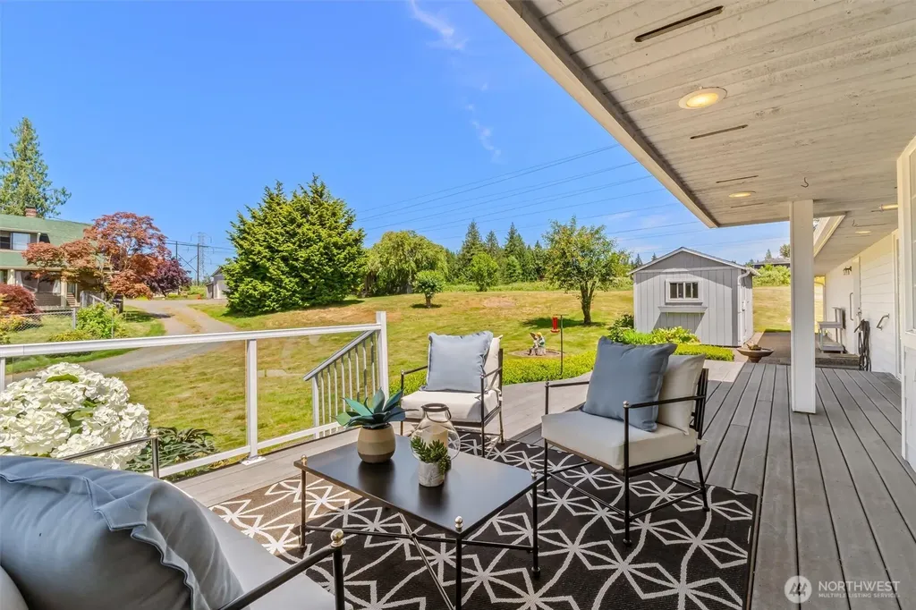 8709 8th Street SE Lake Stevens WA 98258