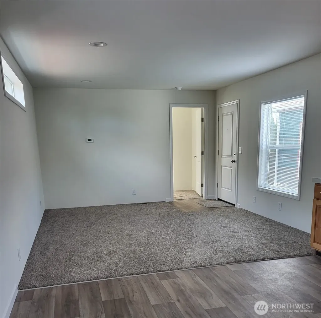 340 W Prairie Street Sequim WA 98382