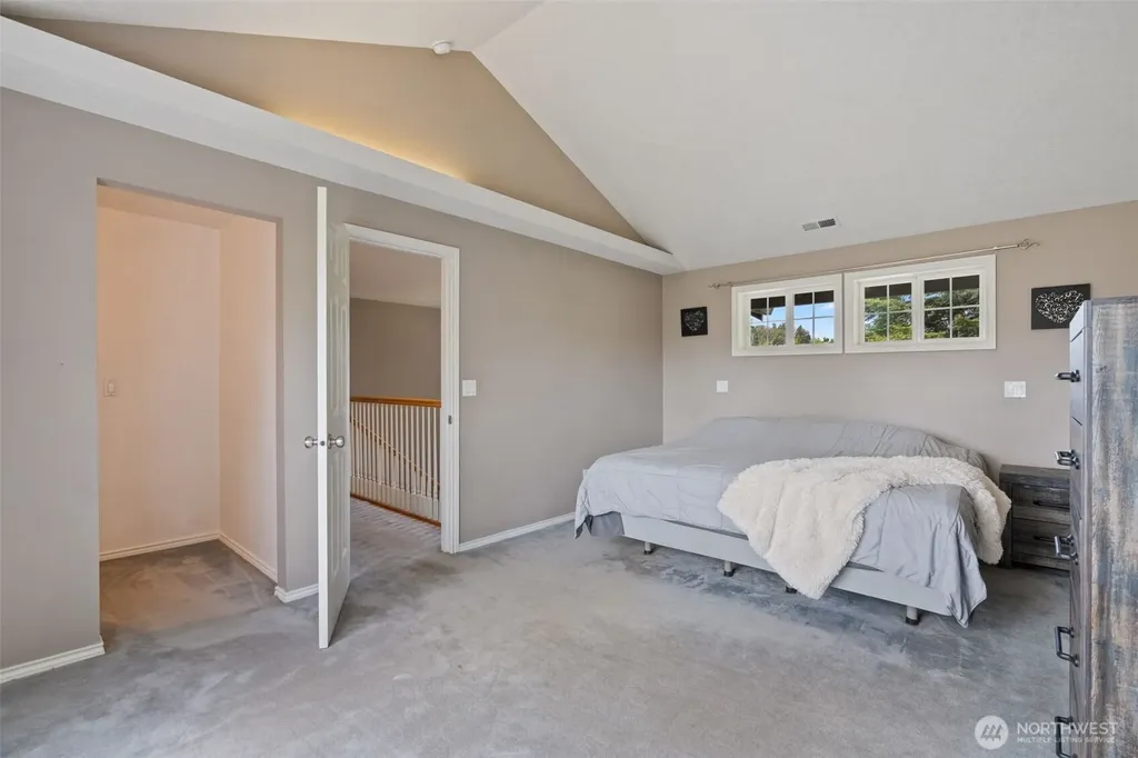 35211 NE 127th Avenue La Center WA 98629