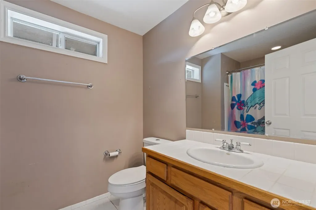 35211 NE 127th Avenue La Center WA 98629