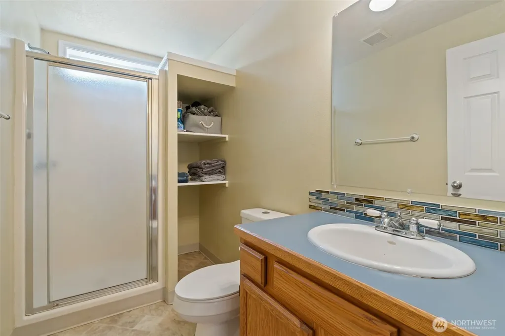 35211 NE 127th Avenue La Center WA 98629