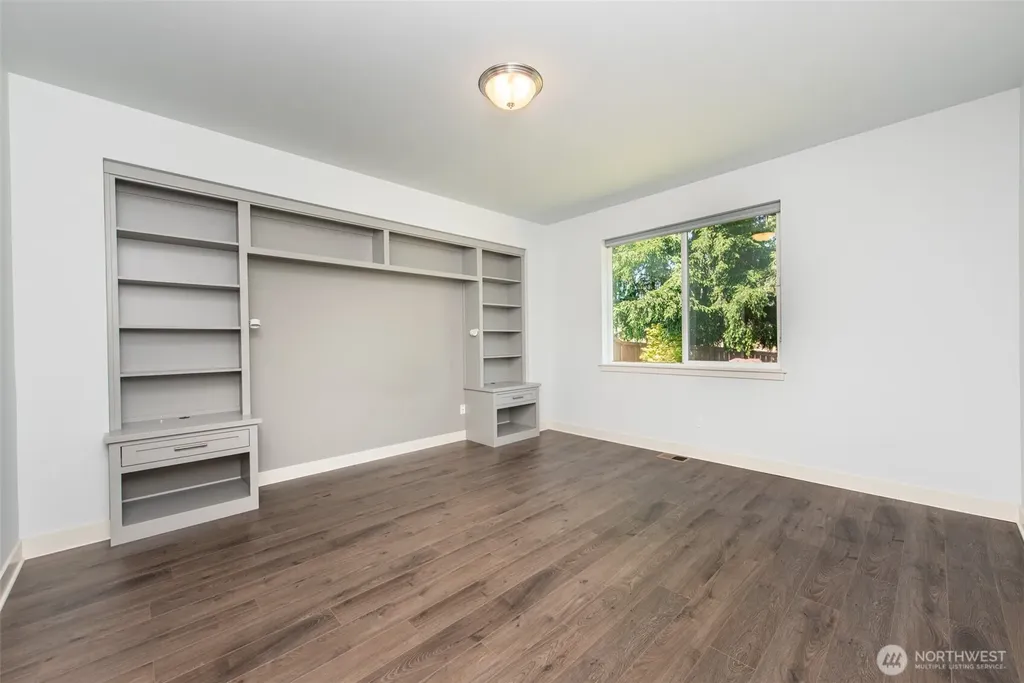 160 Blue Glacier Loop Sequim WA 98382