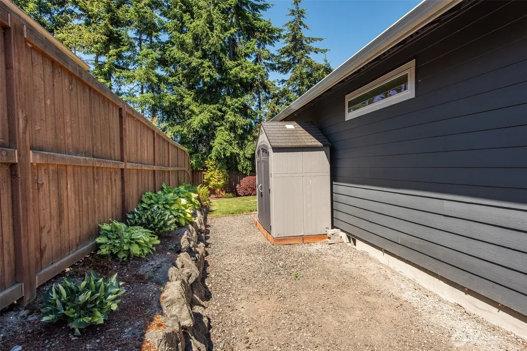 160 Blue Glacier Loop Sequim WA 98382
