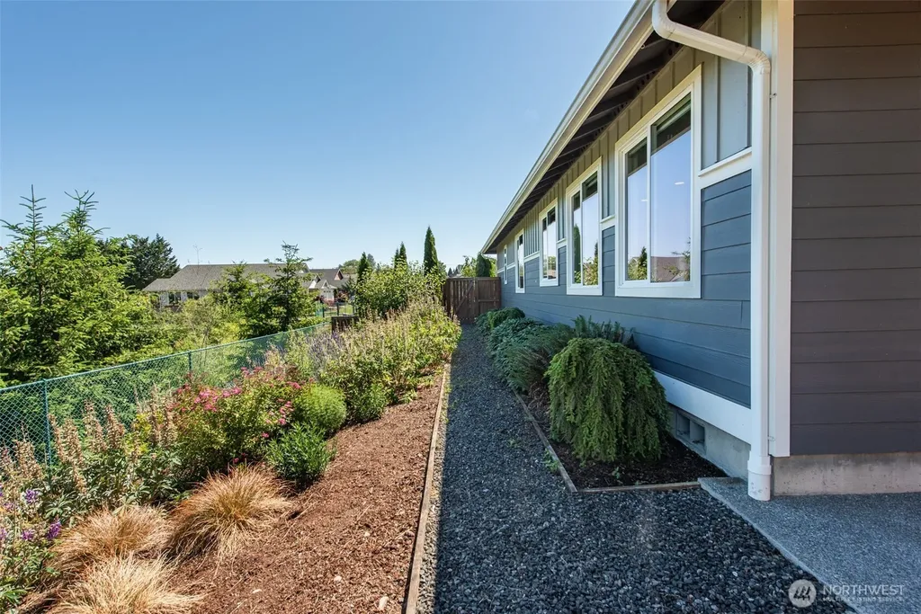160 Blue Glacier Loop Sequim WA 98382