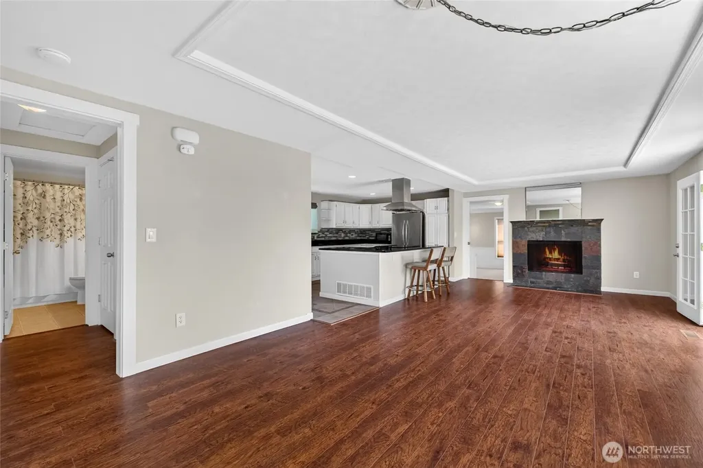 405 14th Avenue Milton WA 98354