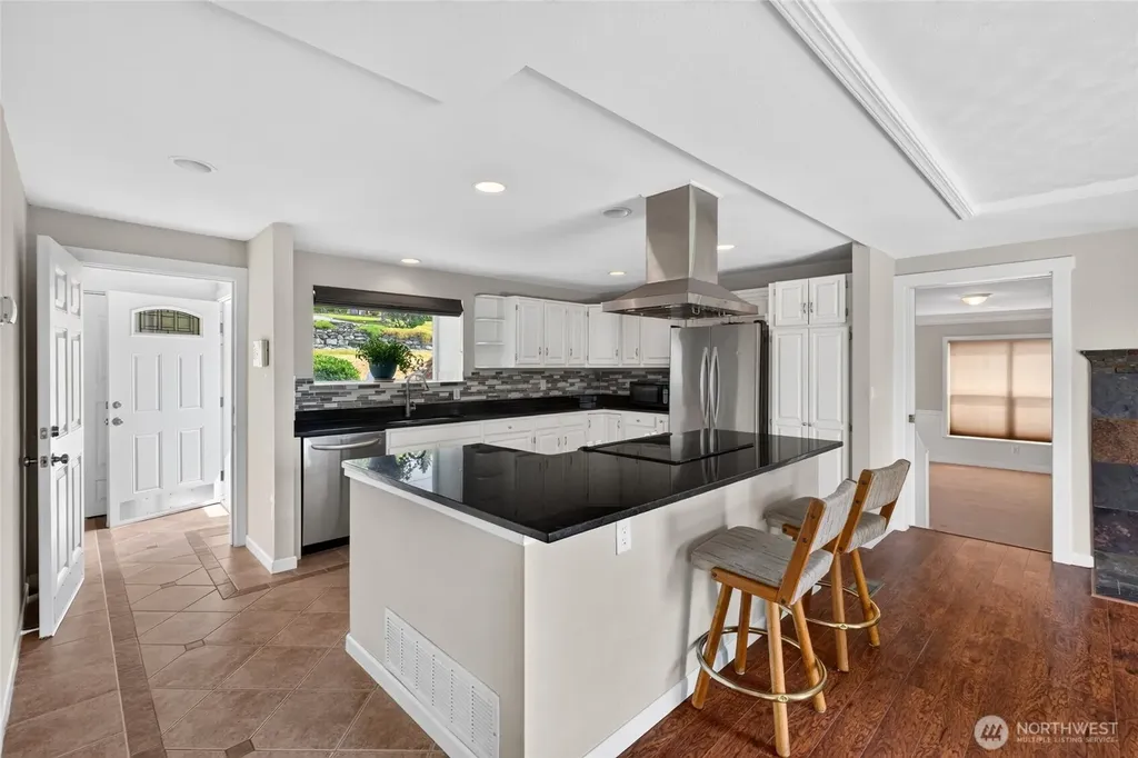 405 14th Avenue Milton WA 98354