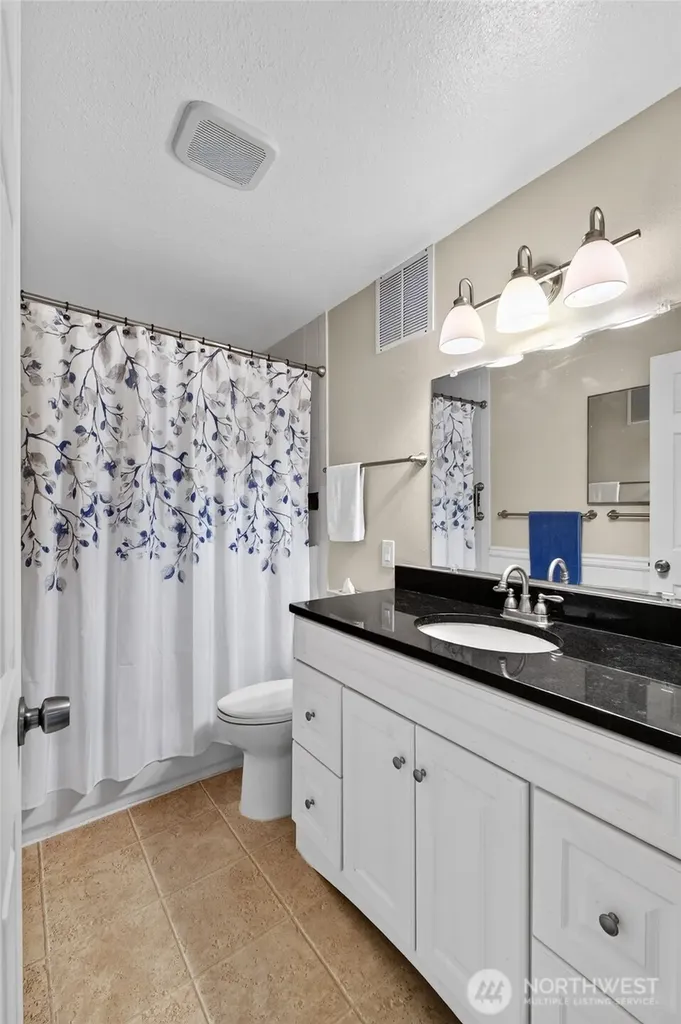 405 14th Avenue Milton WA 98354