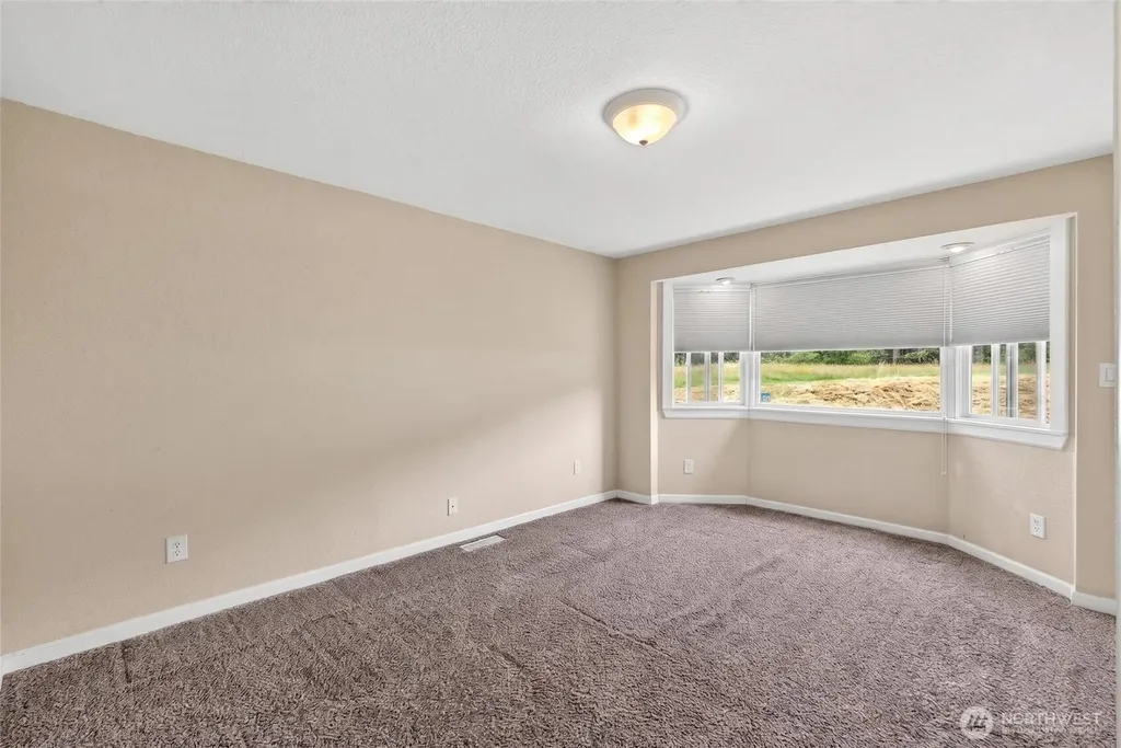 405 14th Avenue Milton WA 98354