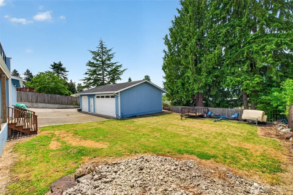 405 14th Avenue Milton WA 98354