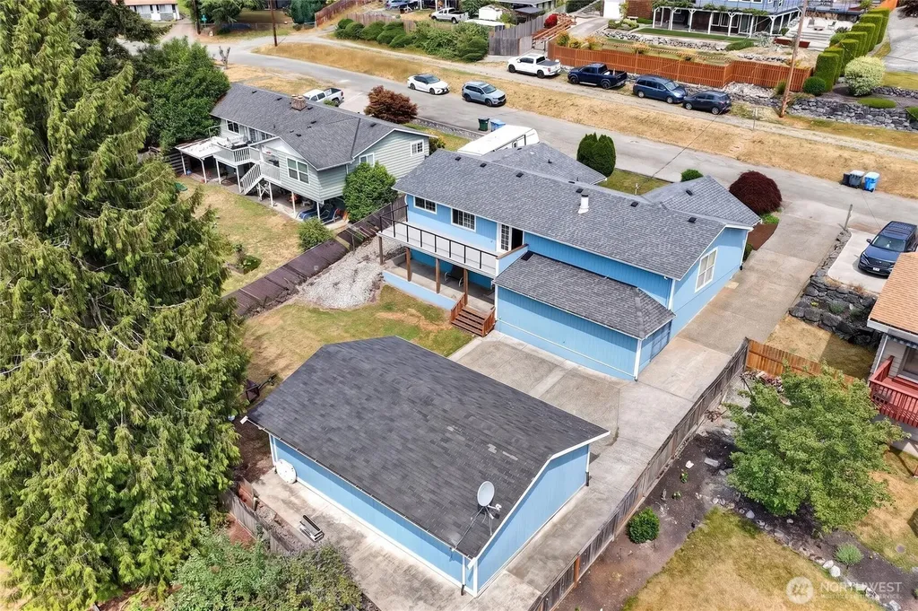 405 14th Avenue Milton WA 98354