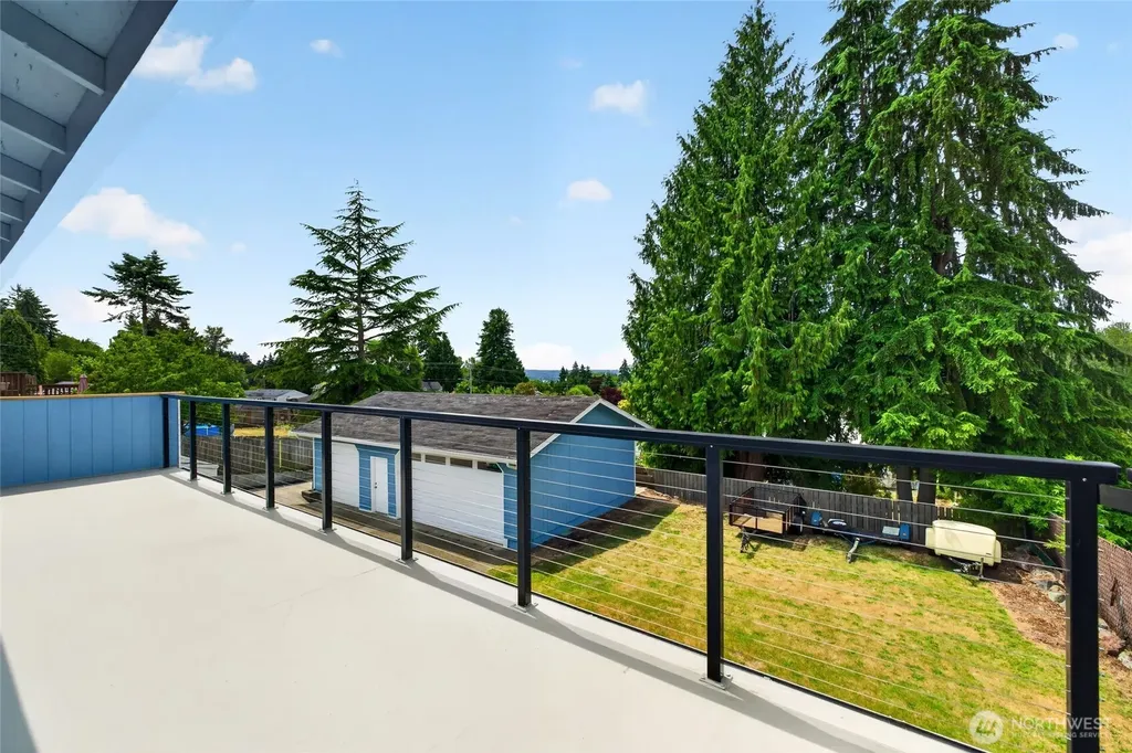 405 14th Avenue Milton WA 98354