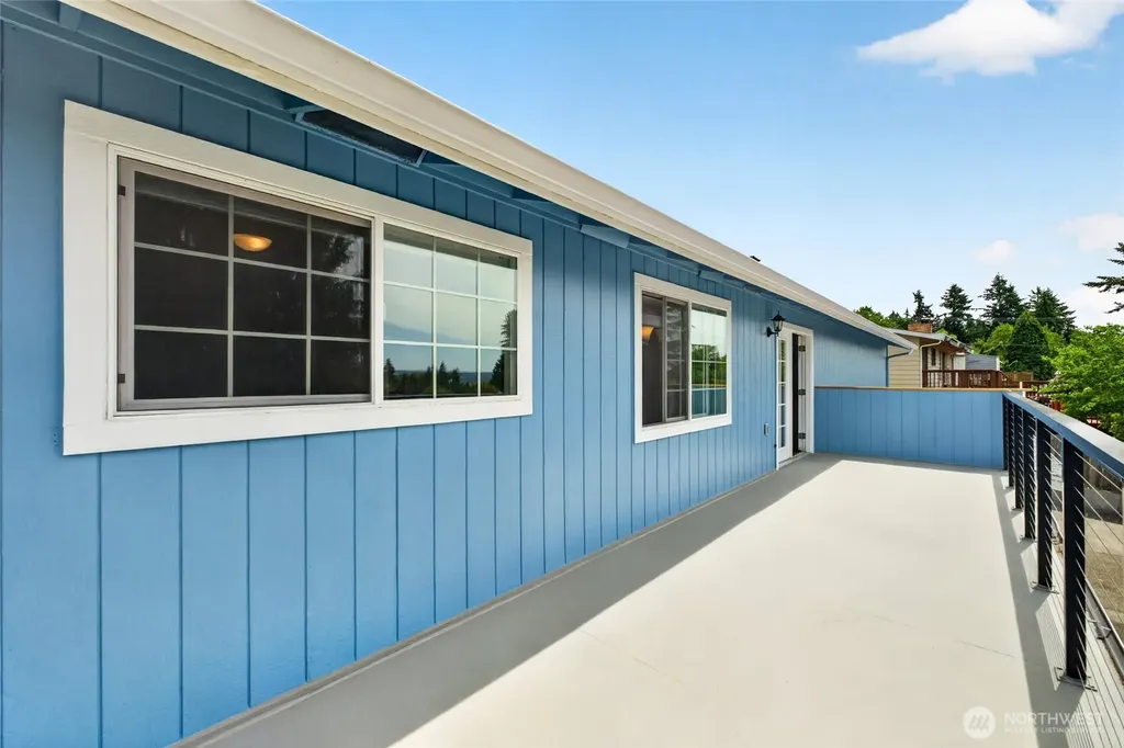 405 14th Avenue Milton WA 98354