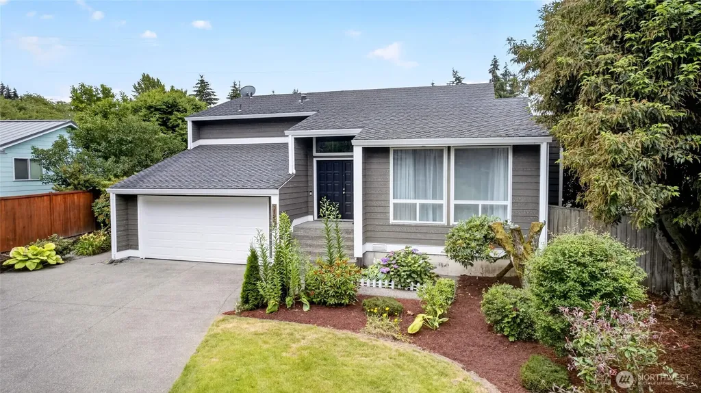 31851 25th Avenue SW Federal Way WA 98023