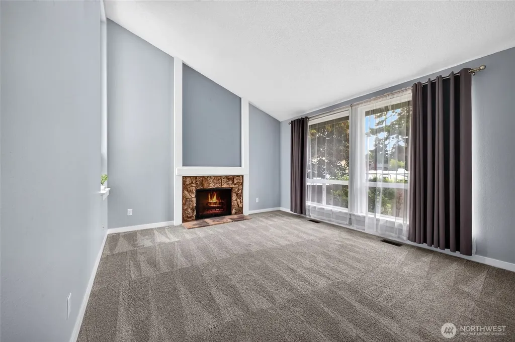 31851 25th Avenue SW Federal Way WA 98023