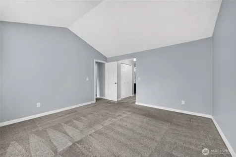31851 25th Avenue SW Federal Way WA 98023