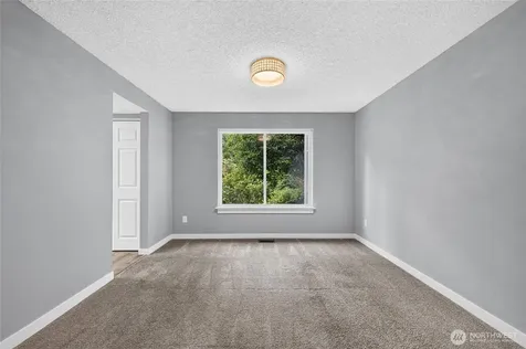 31851 25th Avenue SW Federal Way WA 98023