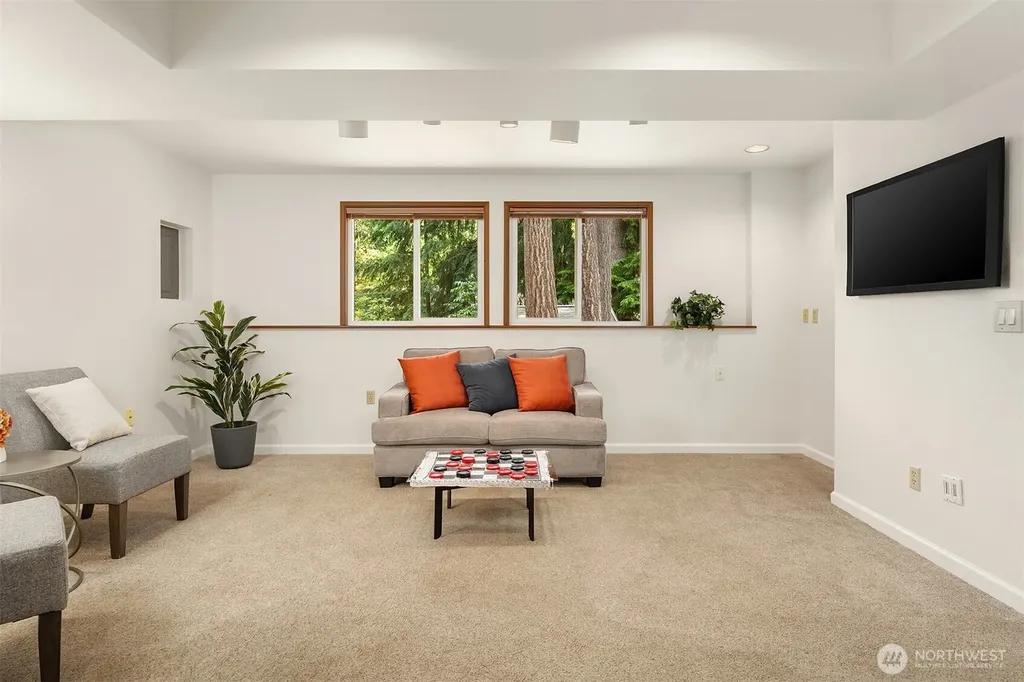 14532 119th Avenue NE Kirkland WA 98034
