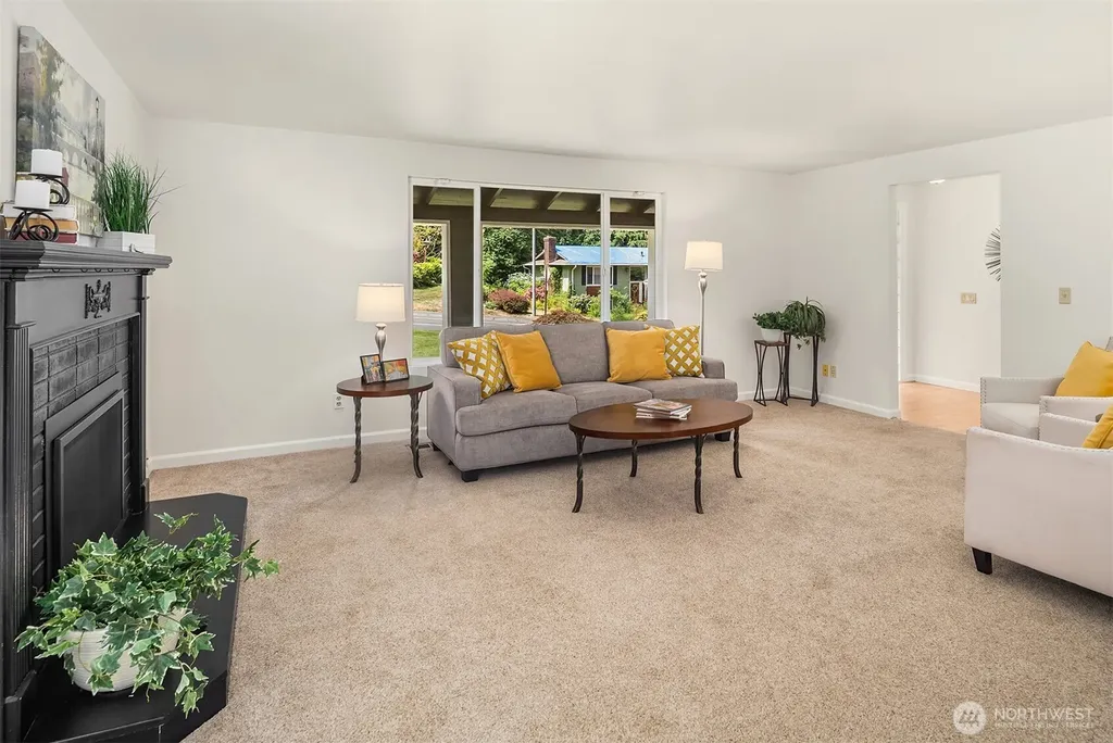 14532 119th Avenue NE Kirkland WA 98034