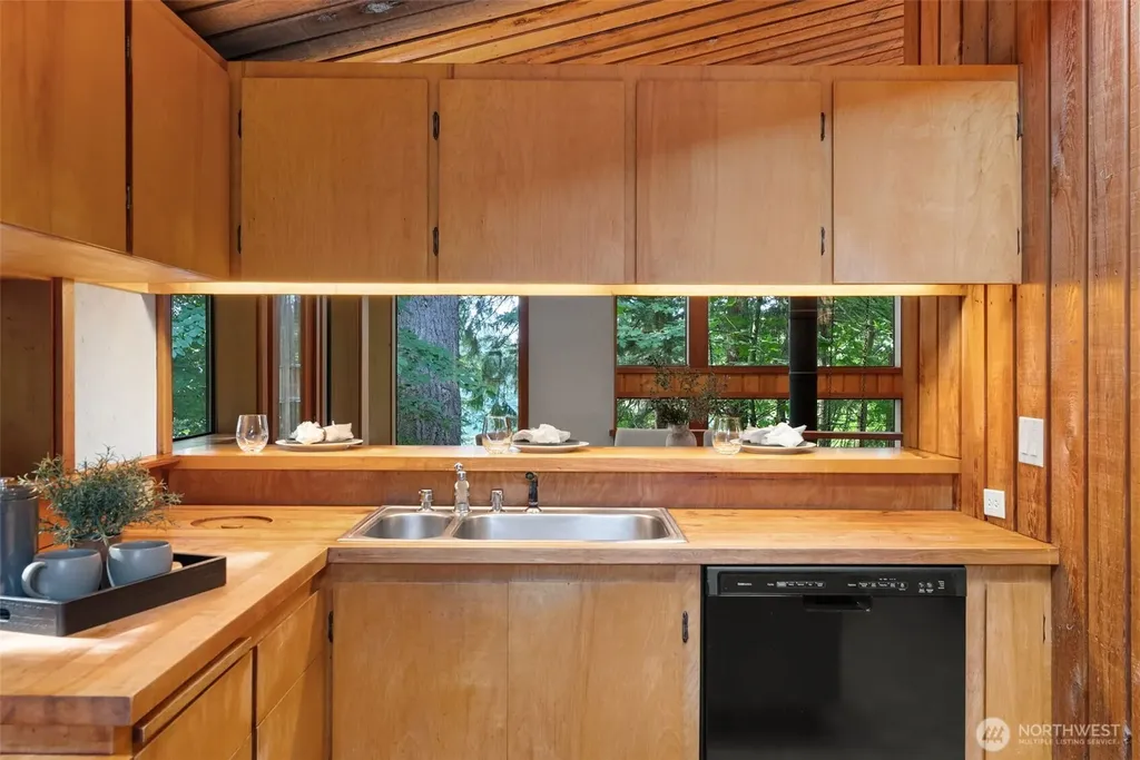 3940 Henderson Boulevard SE Olympia WA 98501